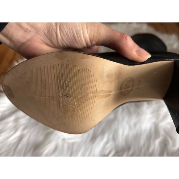 Michael Kors, leather boots, knee-high size 5 1/2 - Picture 4 of 10